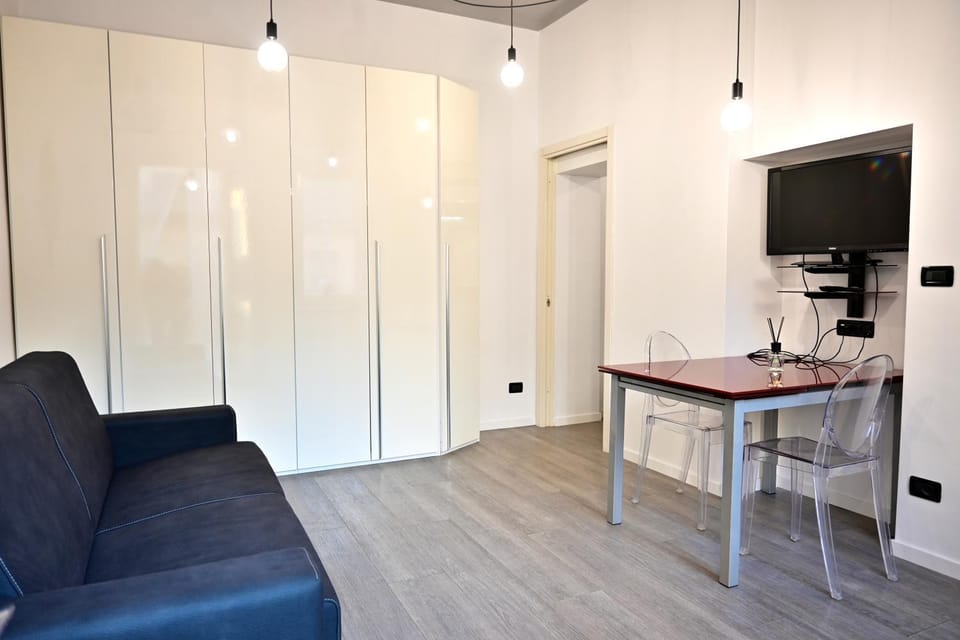 TV and multimedia, Dining area