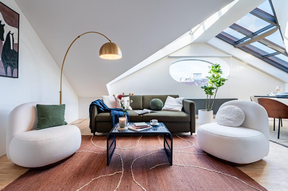 Living room, Seating area