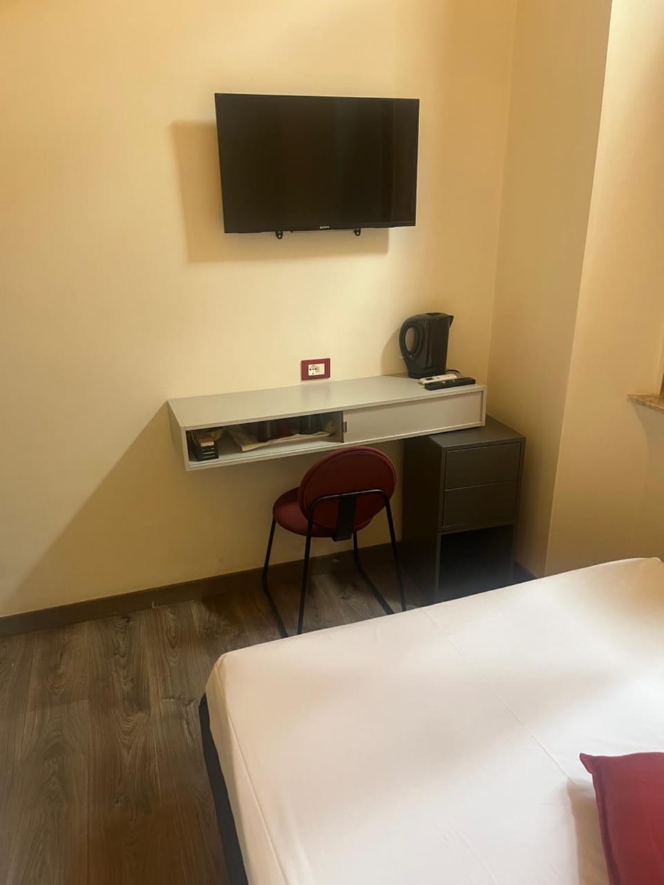 TV and multimedia, Bedroom