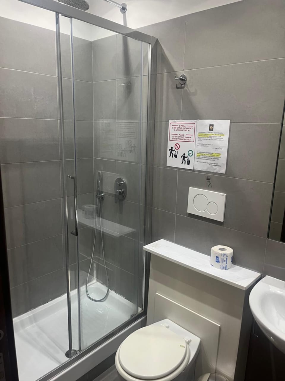Shower, Toilet, Bathroom