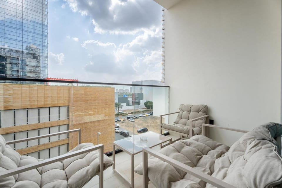GuestReady - 1 BHK | Luxury Urban Retreat Apartment in Dubai