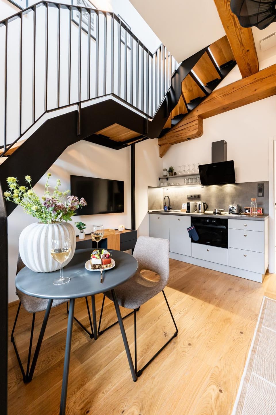 Kitchen or kitchenette, stove