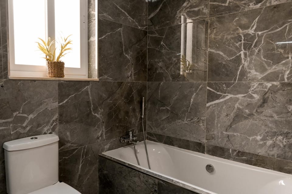 Bathroom, Bath