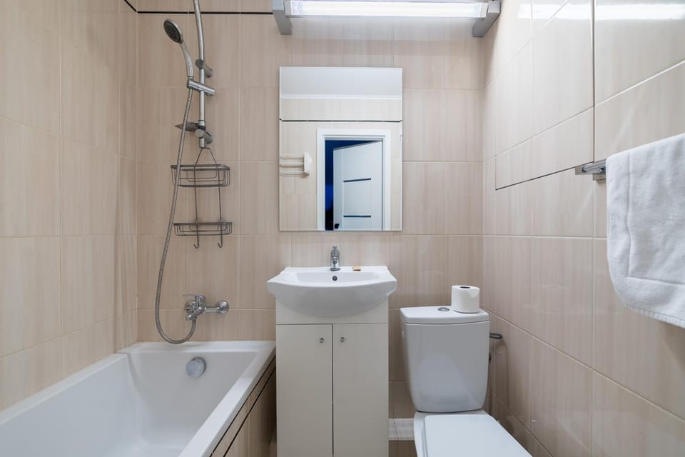 Osiedle Piastowskie Standard Apartment by BookingHost Apartment in Poznan