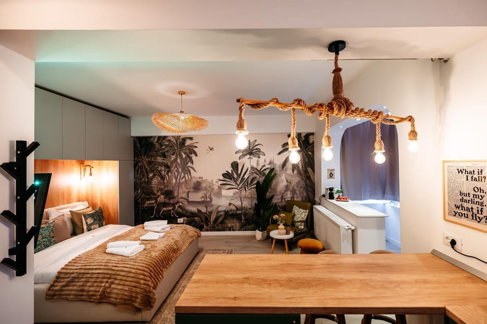 Urban Jungle Nest Apartment in Bucharest