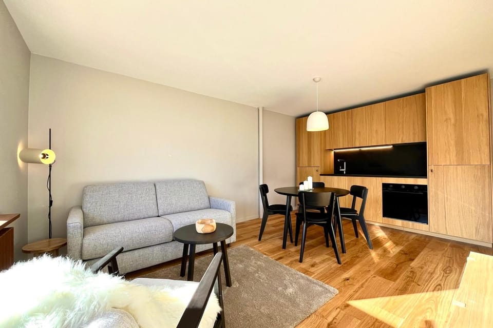 Bright apartment with terrace in Megève Apartment in Combloux