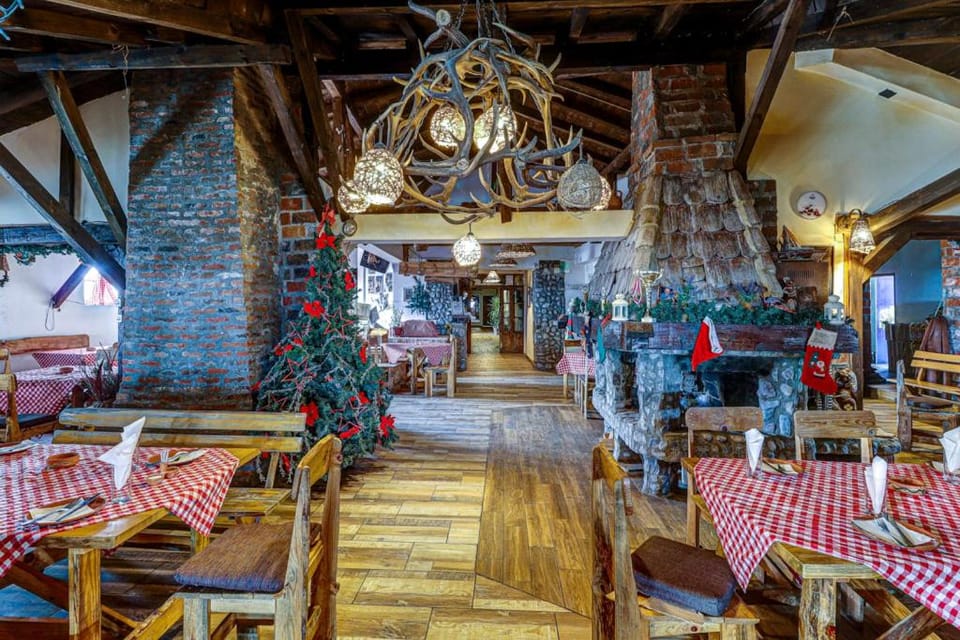 Srna Etno Selo - Hotel i Restoran Hotel in Serbia