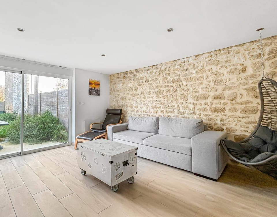Maison familiale traditionnelle avec terrasse Villa in Nouvelle-Aquitaine