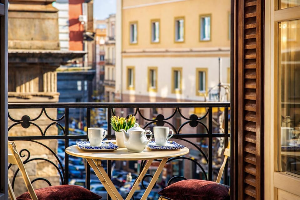 View (from property/room), Balcony/Terrace, City view