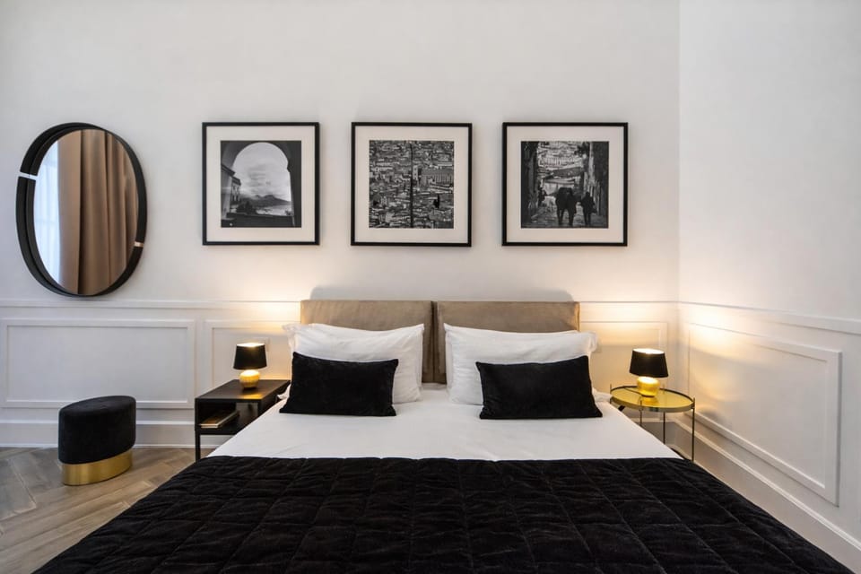 Bed, Photo of the whole room, Bedroom