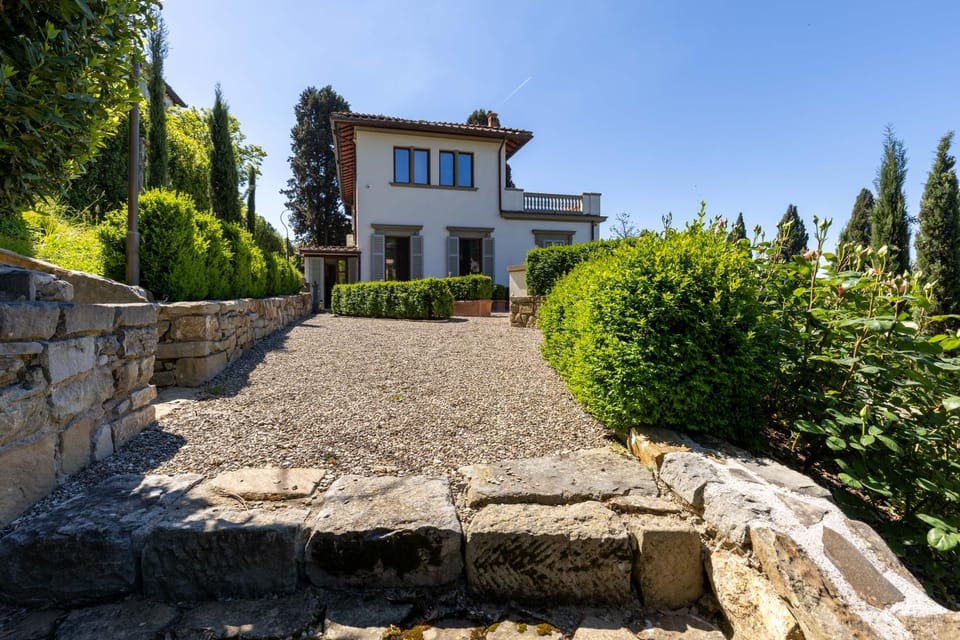 Property building, Garden