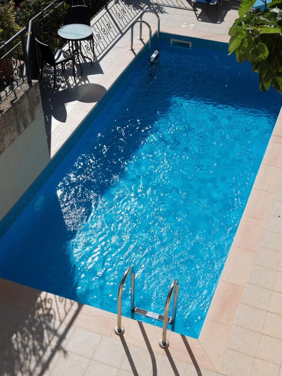 Pool view, Swimming pool