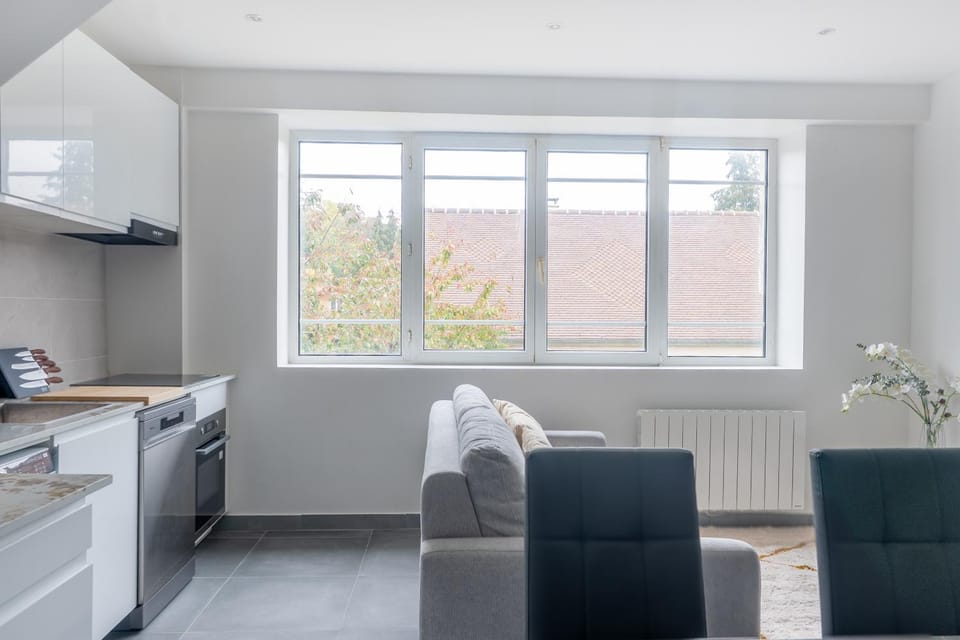 Le Van G-Home Apartment in Île-de-France
