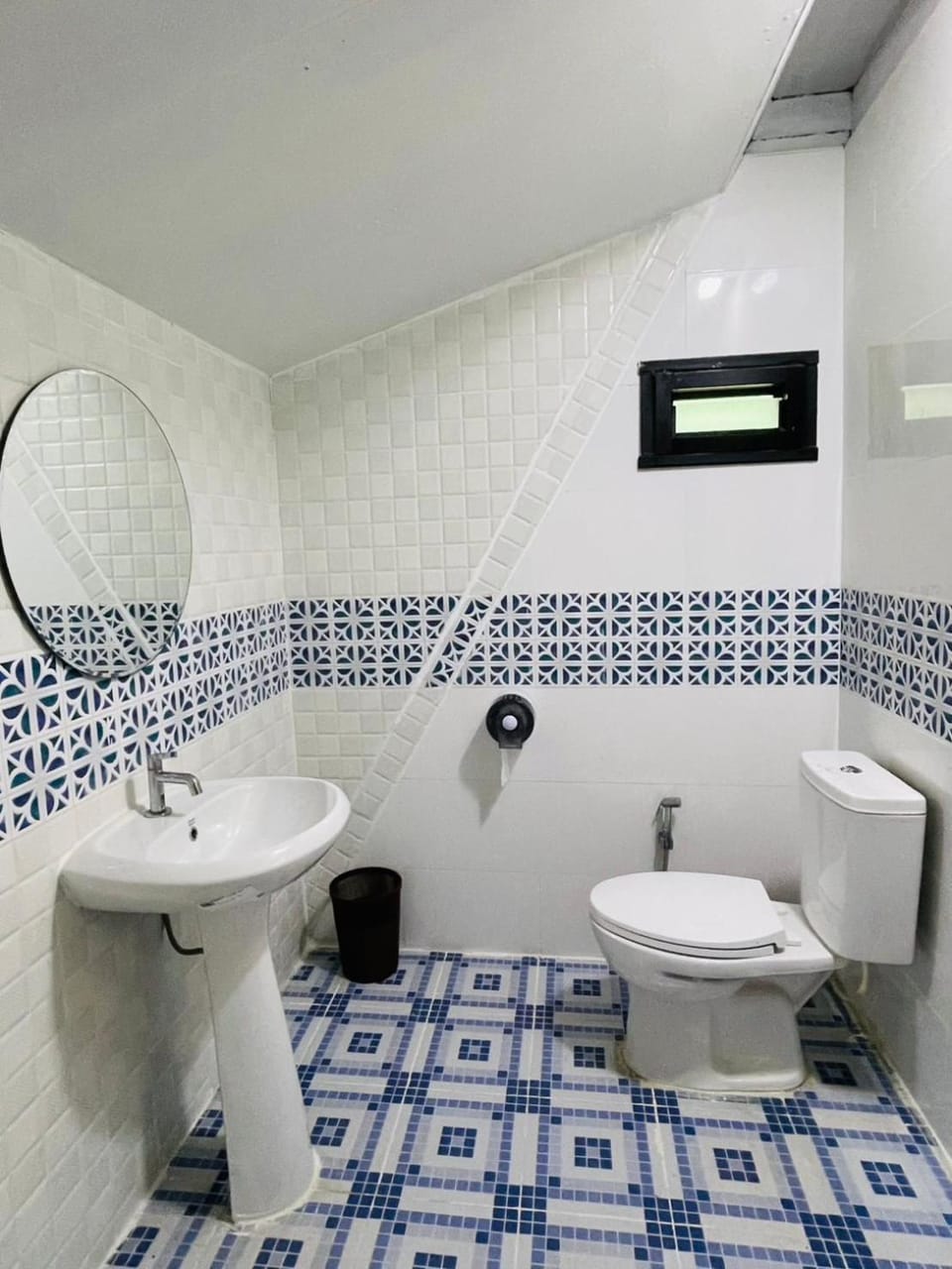 Toilet, Bathroom