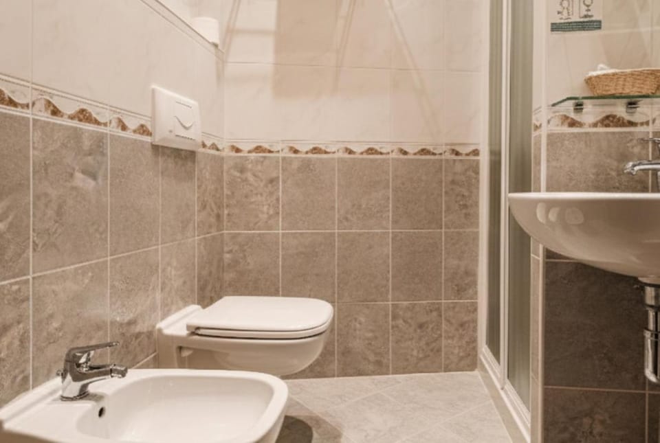 Toilet, Bathroom, bidet