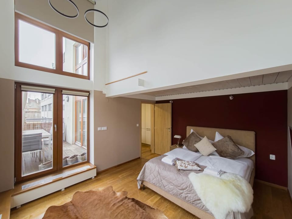 Bed, Bedroom