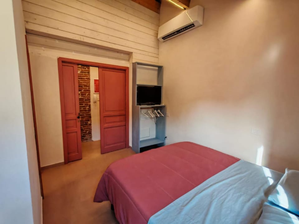 Easy Home Bed and Breakfast in Florence