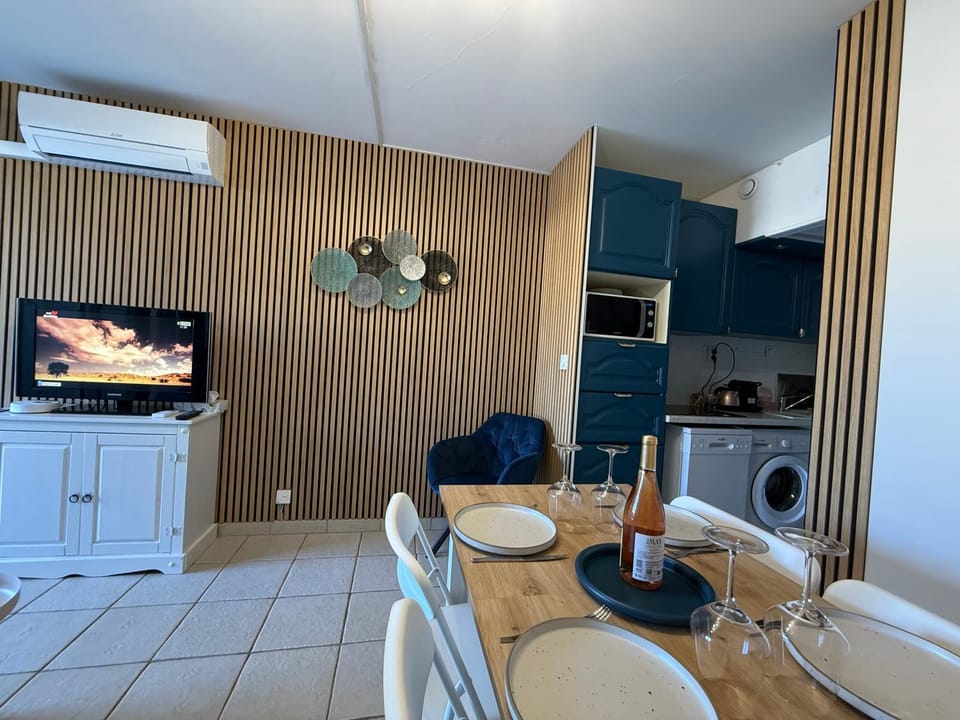 Ecrin de douceur à Port-Camargue piscine et parking Apartment in Le Grau-du-Roi