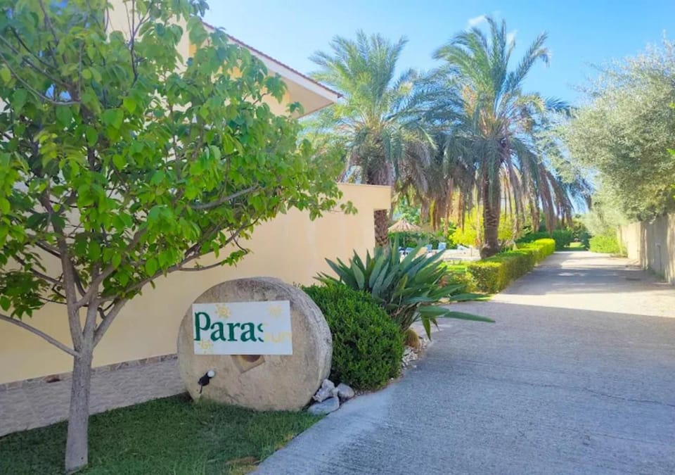 Paras Sun Hotel & Apartments Hotel in Ialysos