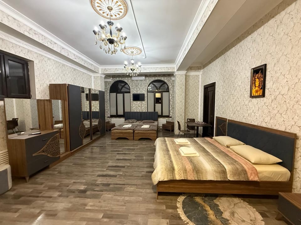 Bed, Photo of the whole room, wardrobe
