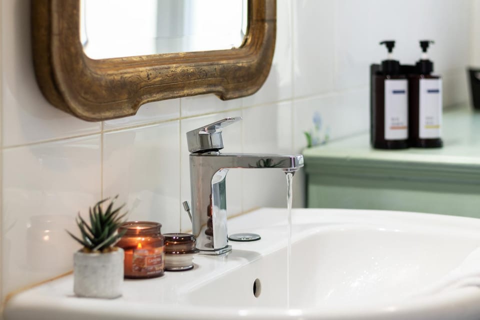 Family House con doppio parcheggio incluso Apartment in Como