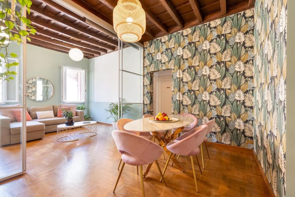 Living room, Seating area, Dining area