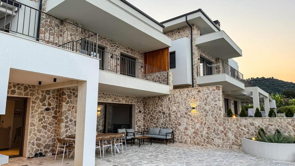Eosea Hemera Villa in Halkidiki