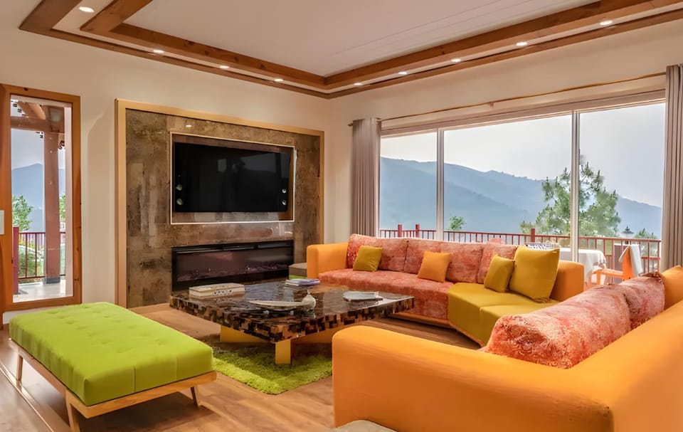 amã Stays & Trails - Kedar Villa, Mukteshwar Villa in Uttarakhand