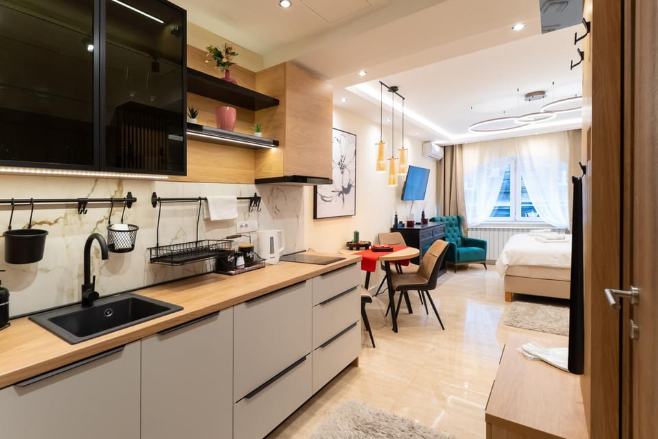 Seating area, Dining area, dishwasher, minibar, oven, pet friendly
