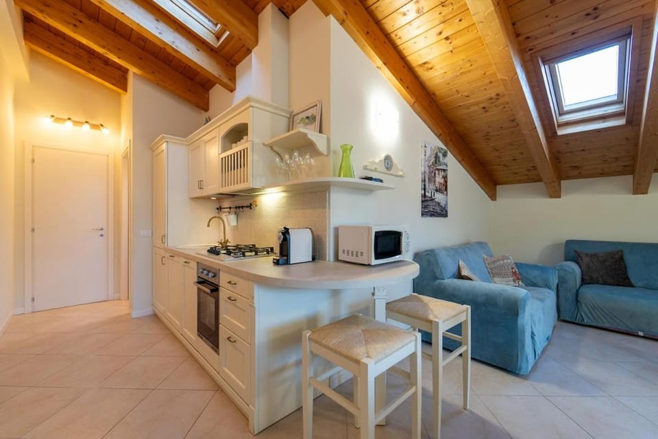 The A-LINE Lake COMO view apt A with pool & garage Apartment in Lenno