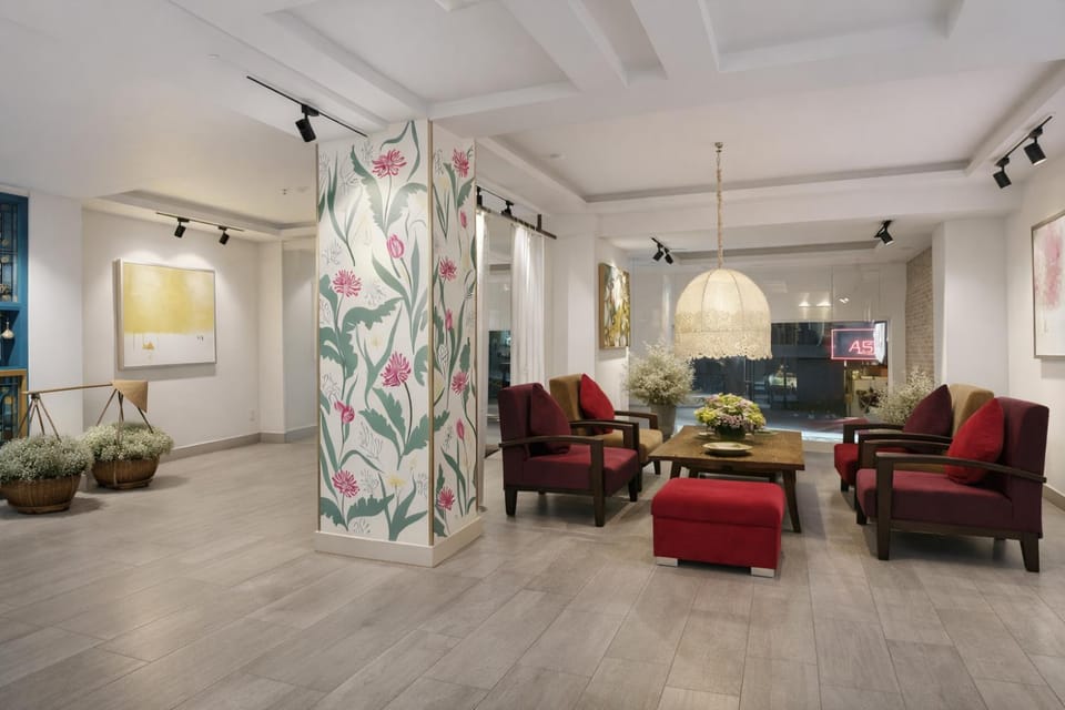 Living room, Seating area