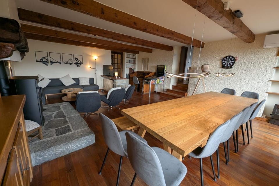 Large family home near lake and resorts House in Provence-Alpes-Côte d'Azur