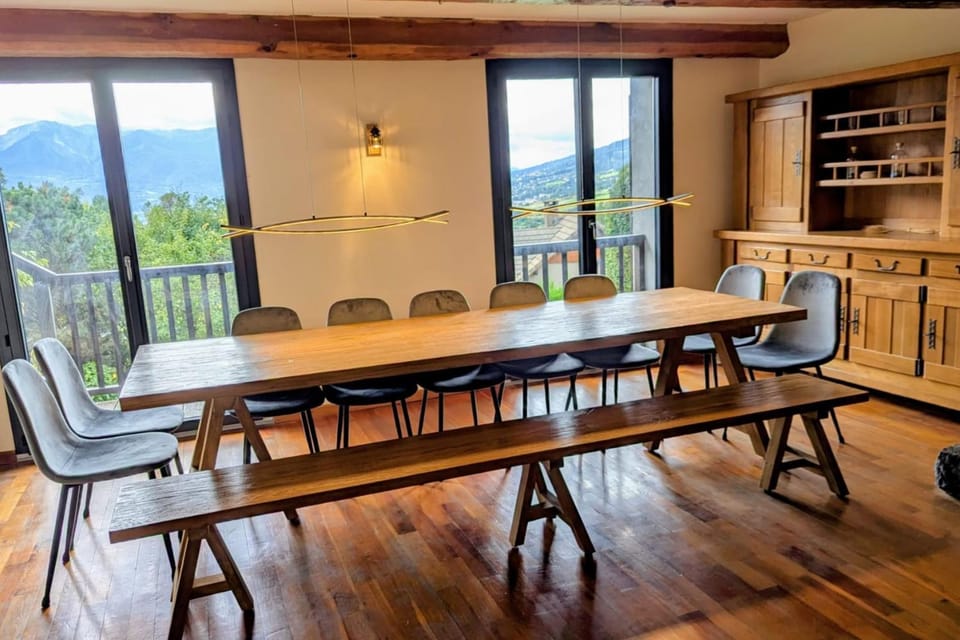 Large family home near lake and resorts House in Provence-Alpes-Côte d'Azur