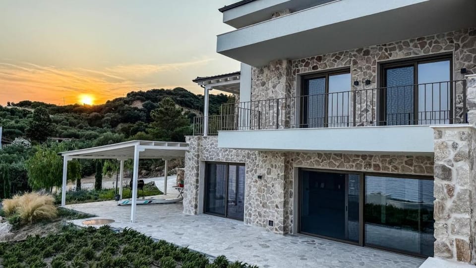 Eosea Selene Villa in Halkidiki