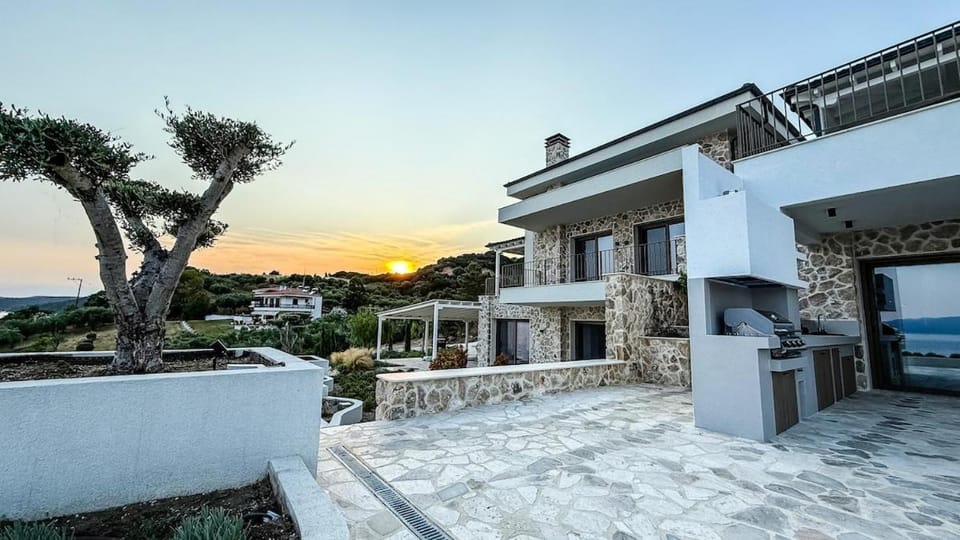 Eosea Selene Villa in Halkidiki