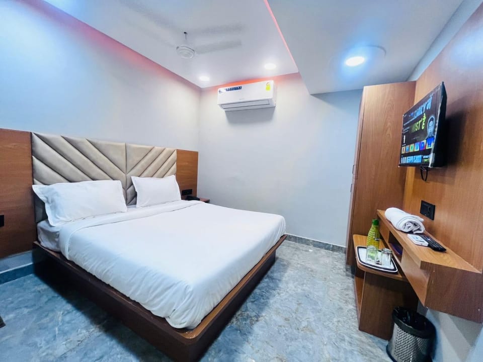 Hotel Sun Lake Hotel in Ahmedabad