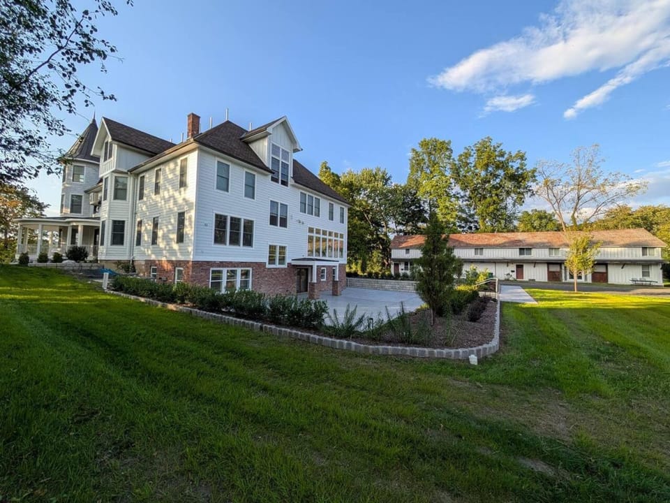 Parkway House Goshen Bed And Breakfast Suite 4 House in Goshen