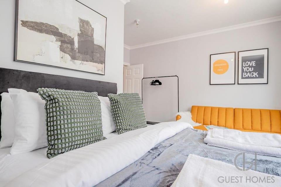Guest Stays - Bridge Street Studio 3 Apartment in Evesham