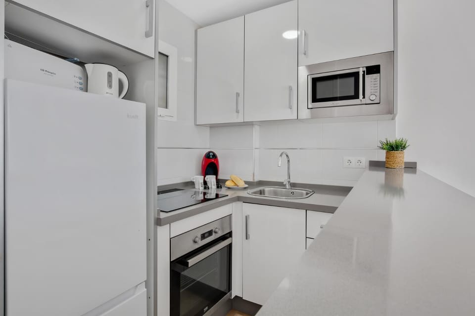 Vistamarina 102B By IVI Real Estate Apartment in Torremolinos
