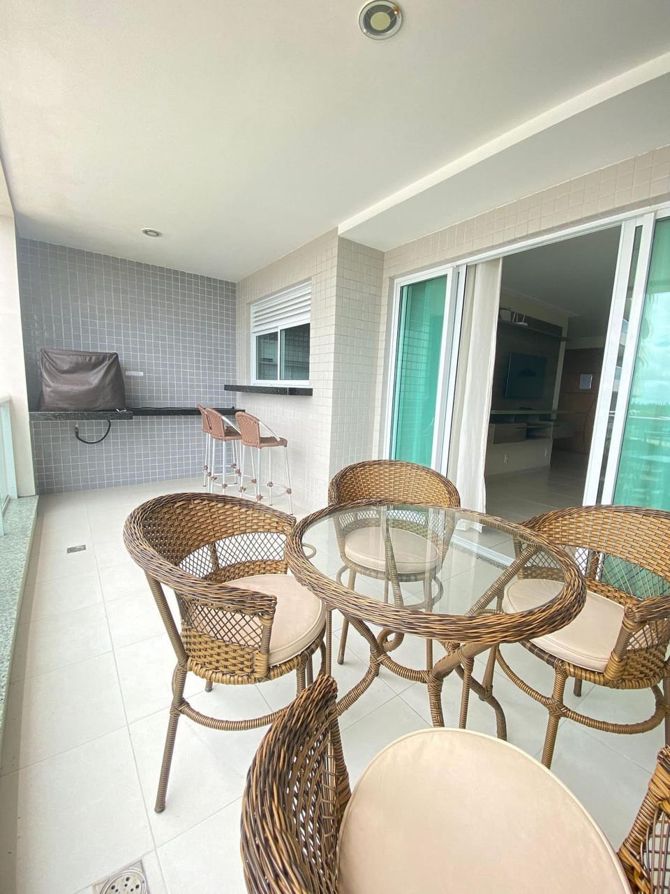 Apartamento com vista para o mar em condomínio Apartment in State of Rio de Janeiro