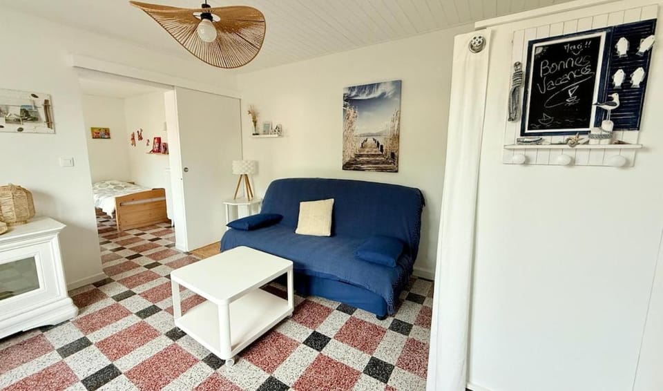 A-Tribord House in Notre-Dame-de-Monts