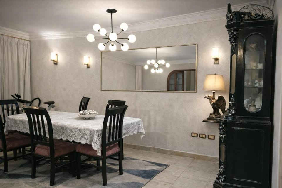 St Reigns 5 stars in Degla Maadi luxury apartment Apartment in Cairo Governorate