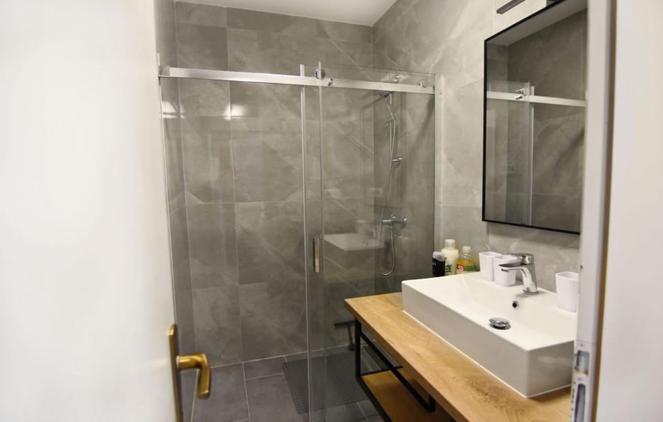 Charming flat close to beach Apartment in Istria County