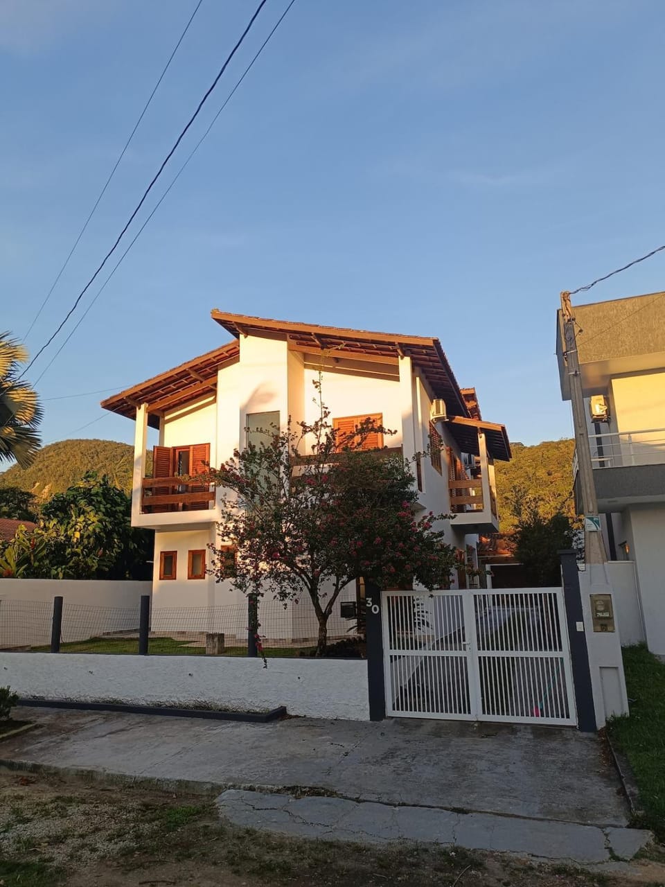 House 400 meters from Mococa Beach, Caraguatatuba-SP House in Caraguatatuba