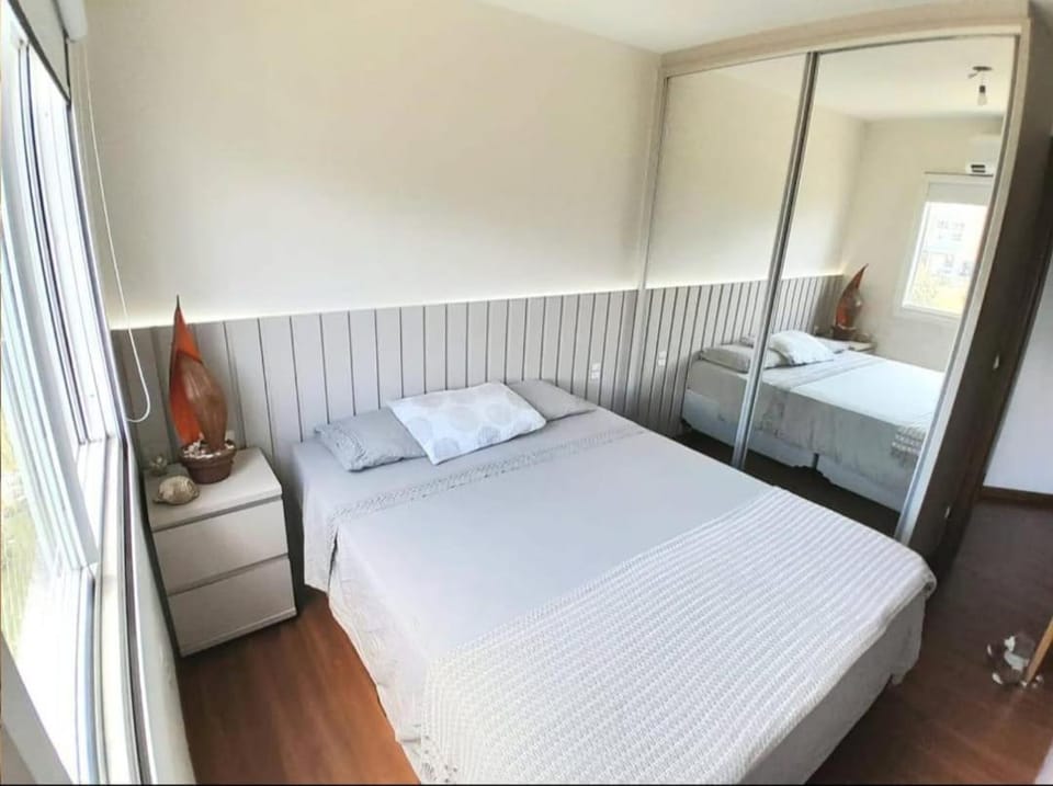 Quadra Mar com Ar mais Sacada Fechada sem insetos Apartment in Porto Belo