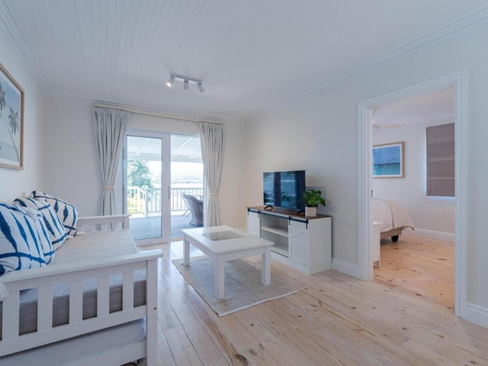 Salt and Sea Thesen Islands Villa in Knysna