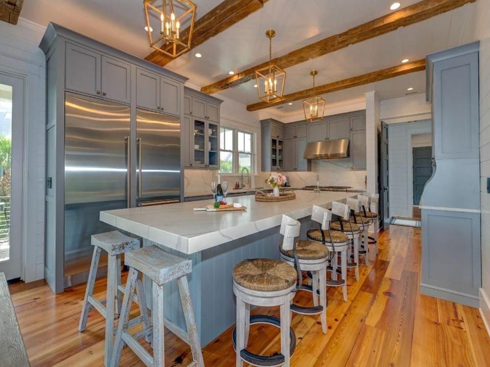3 53rd Ave Stunning Ocean Views, Pool, Hot Tub, Elevator, Mother-in-law Suite House in Isle of Palms