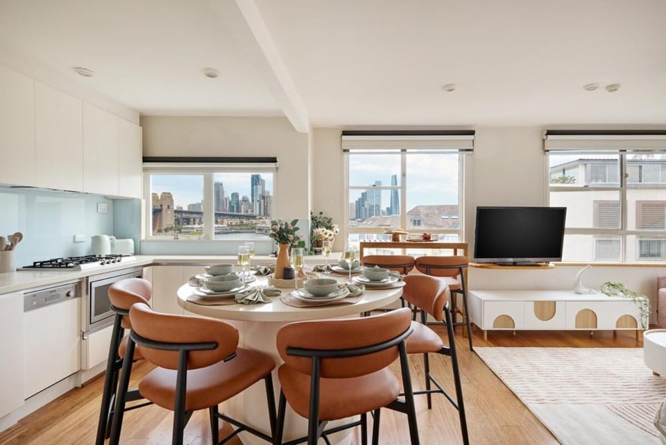 Iconic 1 BR Harbour View Apartment Apartment in Sydney