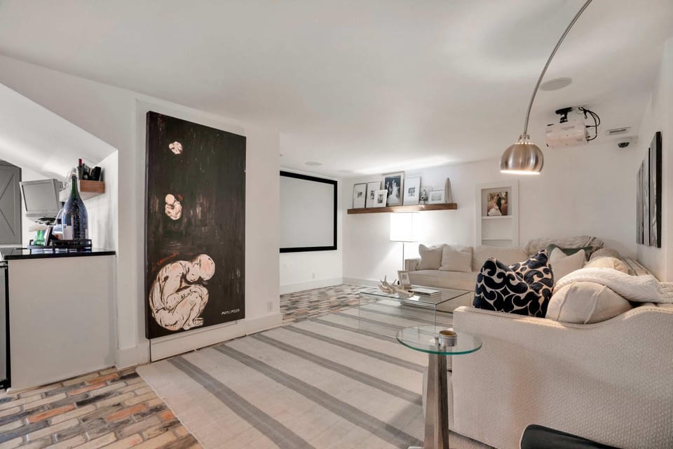 Parkside Blue-Walkable to Downtown & UofA-Sauna House in Fayetteville