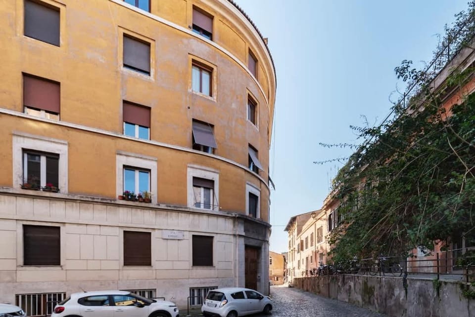 Appartamento moderno e silenzioso a Trastevere House in Rome